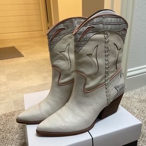 Dolce Vita Boots